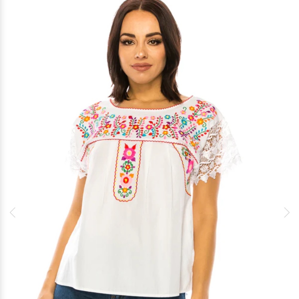 Unik Embroidered White Lace Sleeve Top NWT